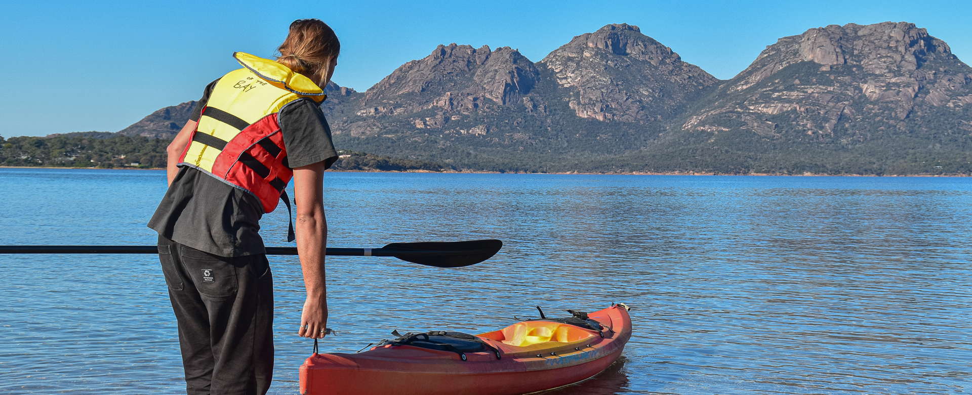 Experience the complimentary activities at Edge of the Bay like kayaking